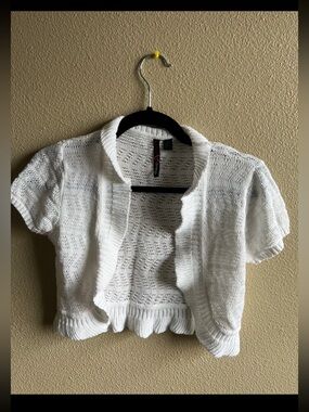 White Crotchet Cottagecore boho cropped cardigan open size medium y2k